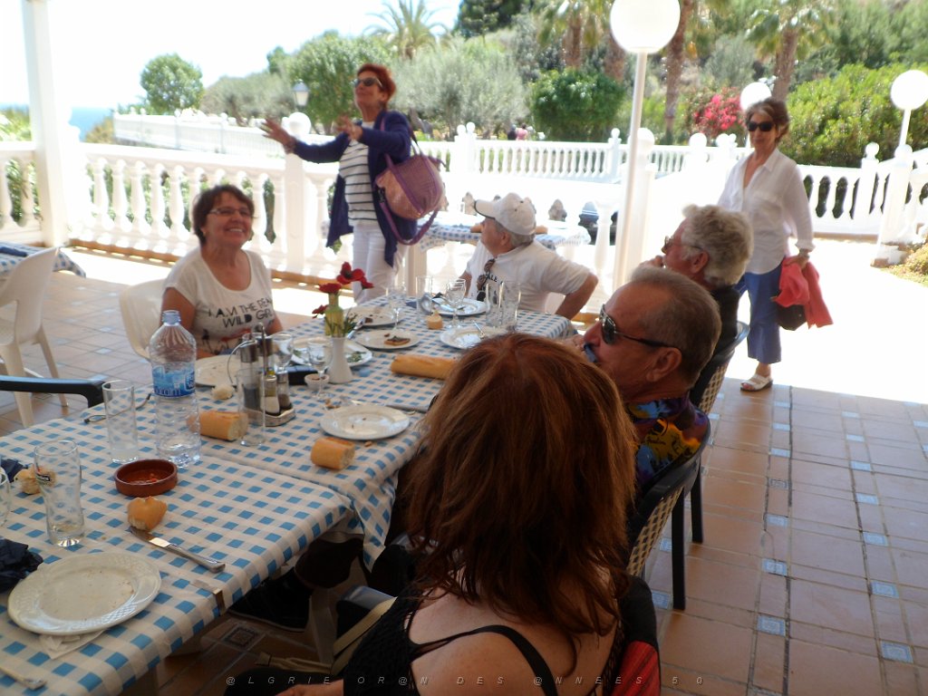 UN MECHOUI AVEC LES AMIS PN D ANDALOUSIE 9 05 2013 A MOJACA (88).JPG